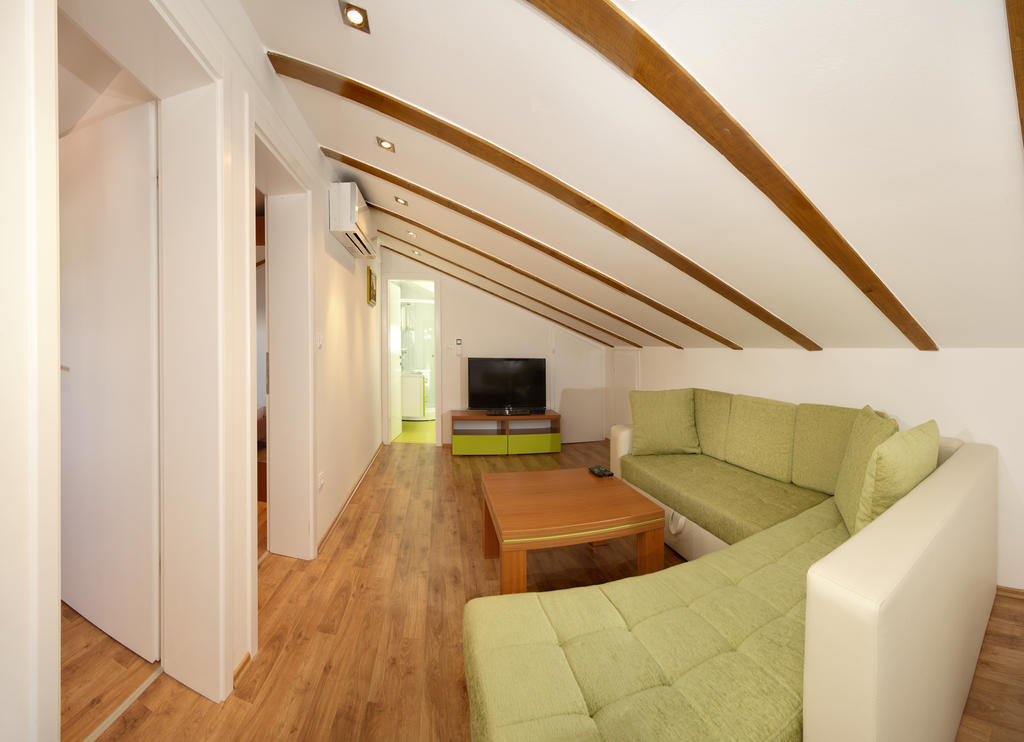 Apartmani Gavran Sevid Quarto foto
