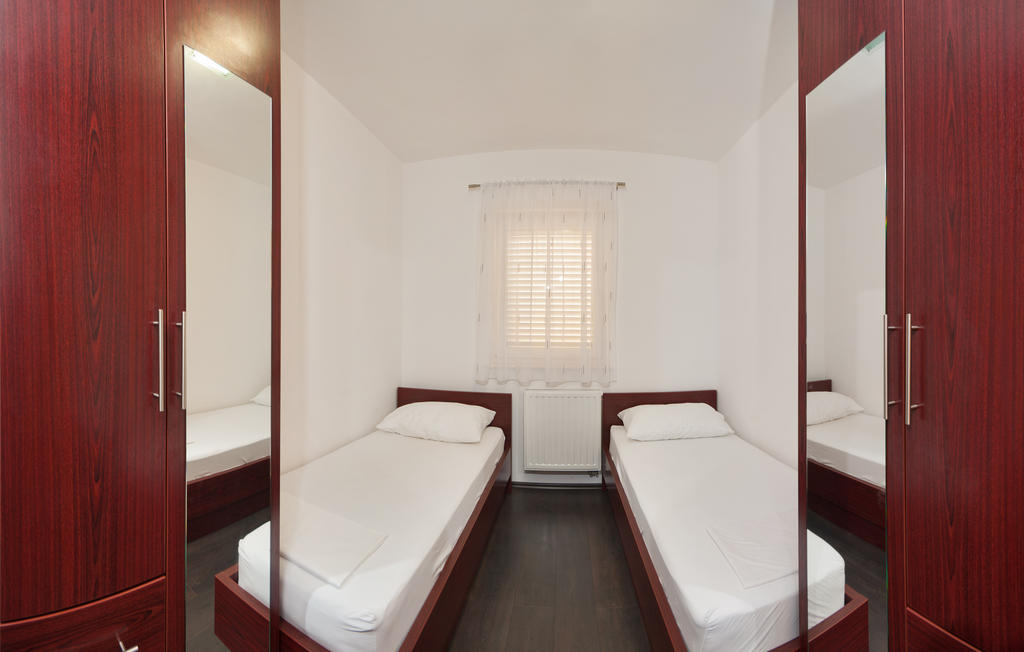 Apartmani Gavran Sevid Quarto foto